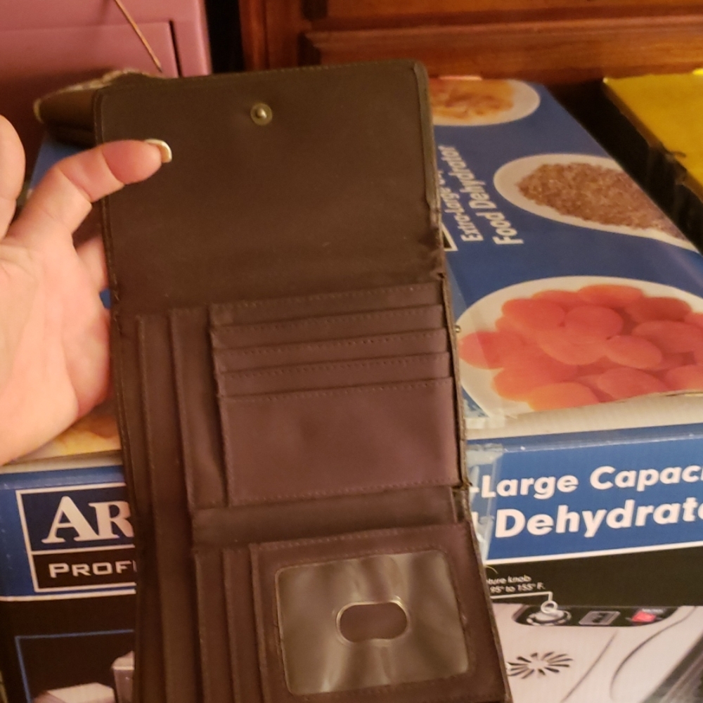 Wallet - Picture 3 of 4